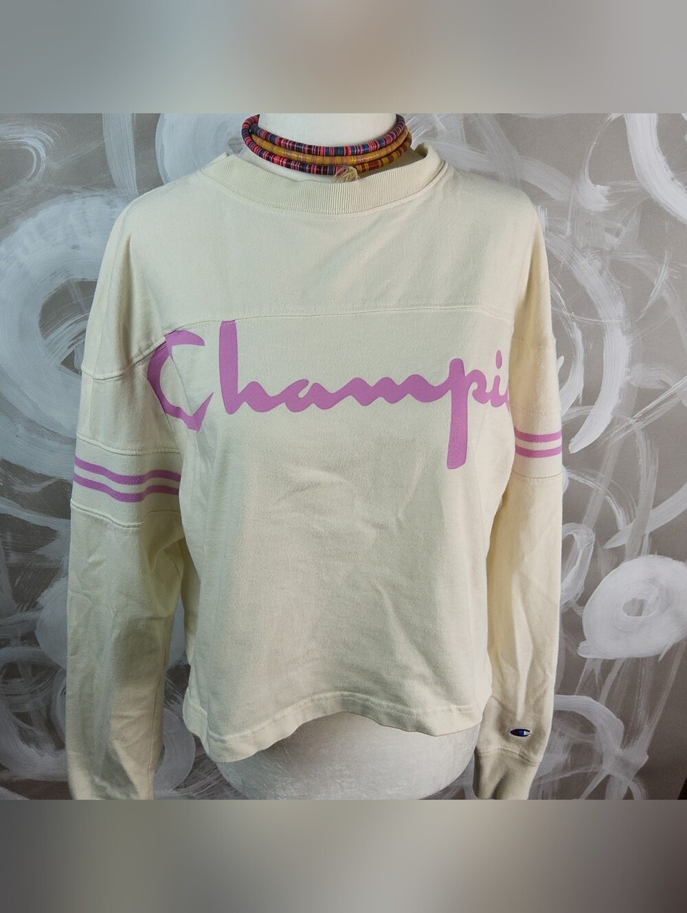 CHAMPION Wmns M Jersey Long Sleeve Crop T Shirt Top Jersey Cream Pink Graphics.